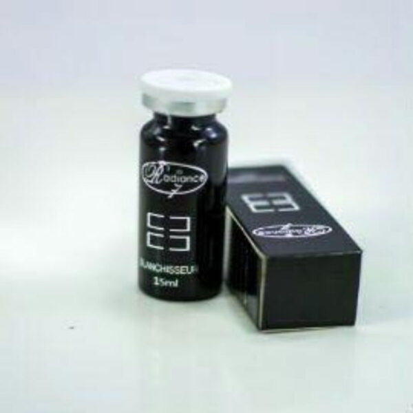 SÉRUM RADIANCE 7 BLANCHISSEUR ANTI-TÂCHES